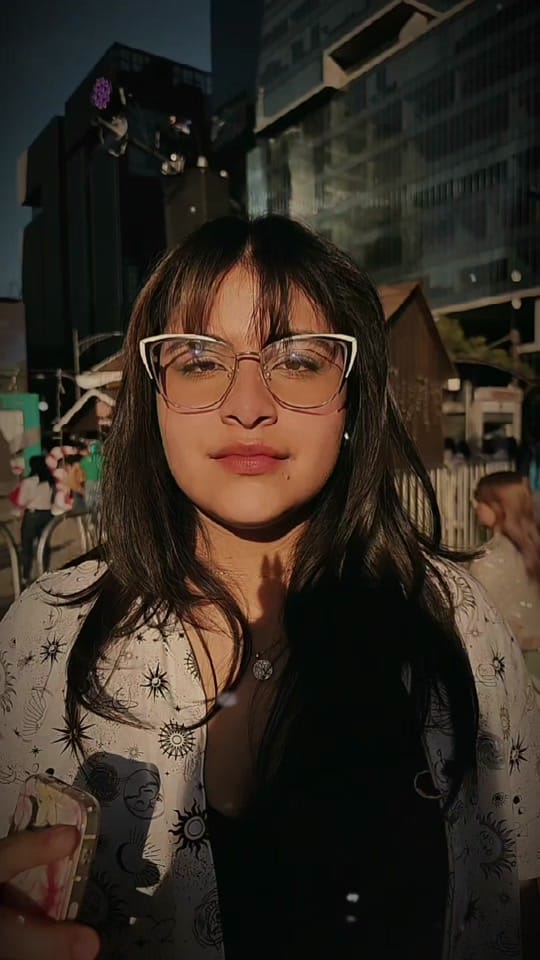 Post 1 by Makeup Maludimua on TikTok (video)