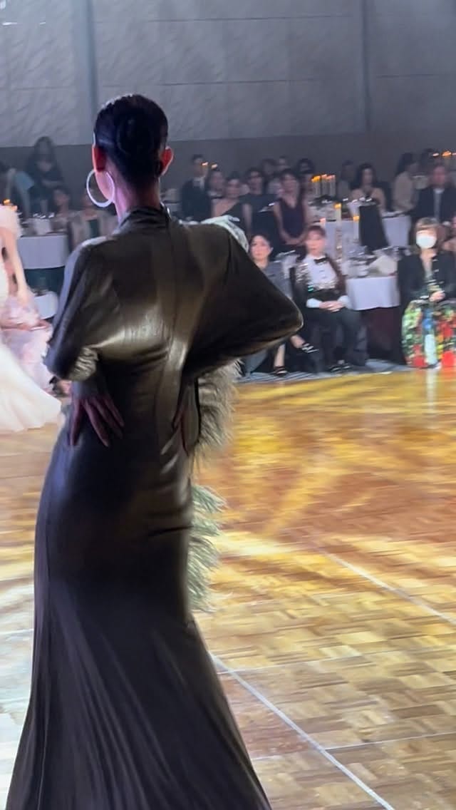 Post 4 by espensalbergofficial on Instagram (video)