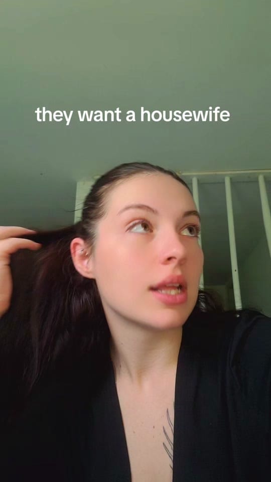 Post 9 by DES🌷 on TikTok (video)