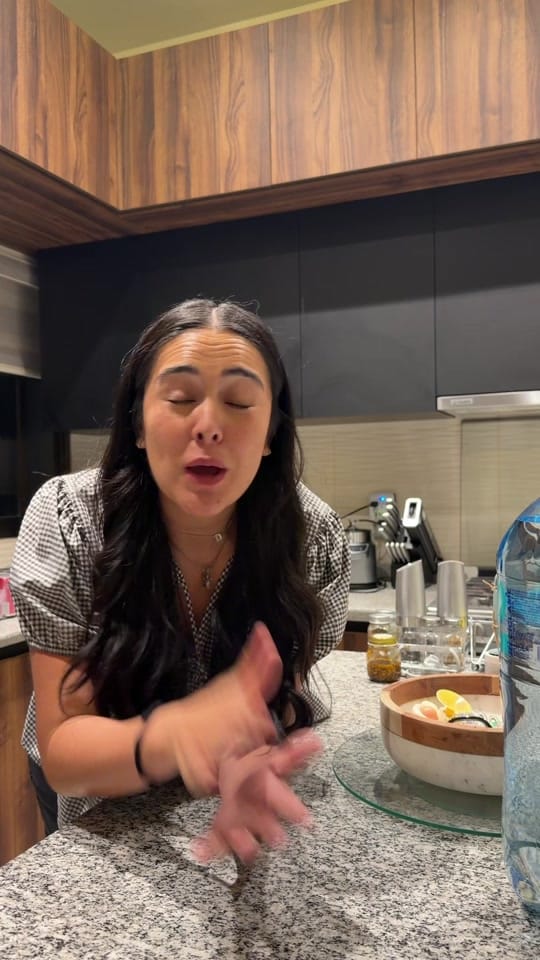 Post 1 by Mara✨ on TikTok (video)