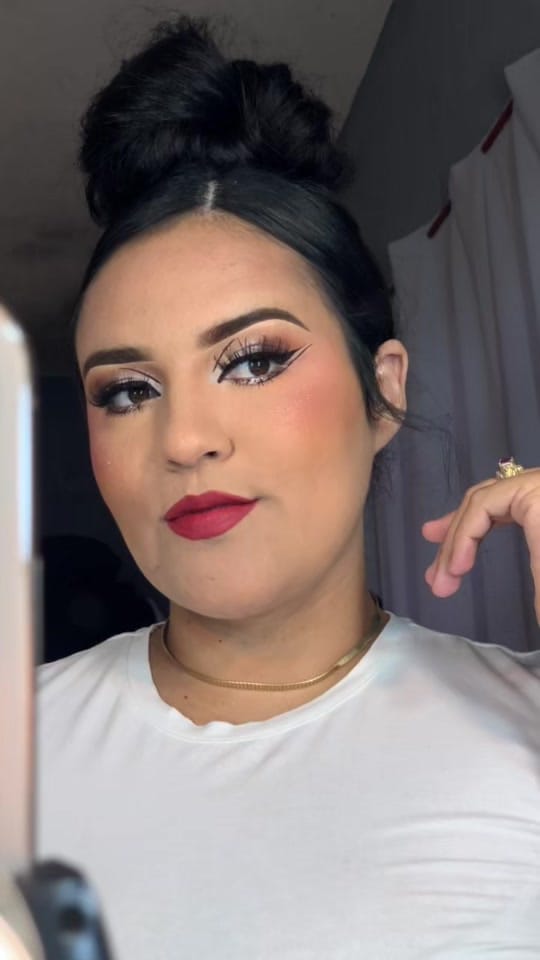 Post 3 by 𝓨𝓙 𝓛𝓞𝓩𝓐𝓝𝓞 on TikTok (video)