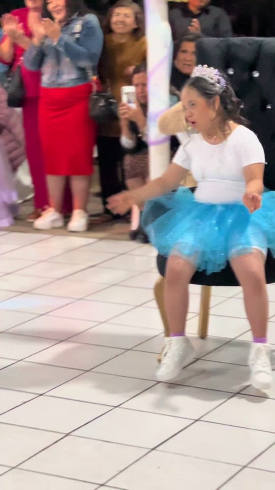 Post 1 by joseluisrosasmakeup on TikTok (video)