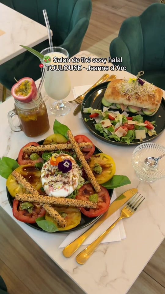 Post 1 by Instant Food Halal on TikTok (video)