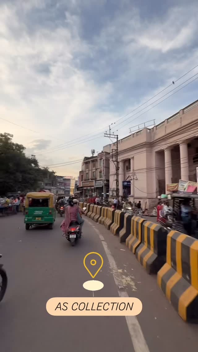 Post 8 by AS COLLECTION PREMIUM STORE GWALIOR on Instagram (video)