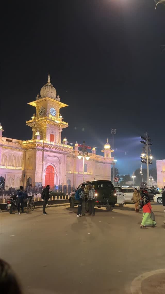 Post 10 by AS COLLECTION PREMIUM STORE GWALIOR on Instagram (video)