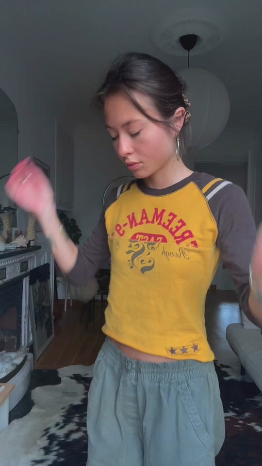 Post 5 by Laura on TikTok (video)