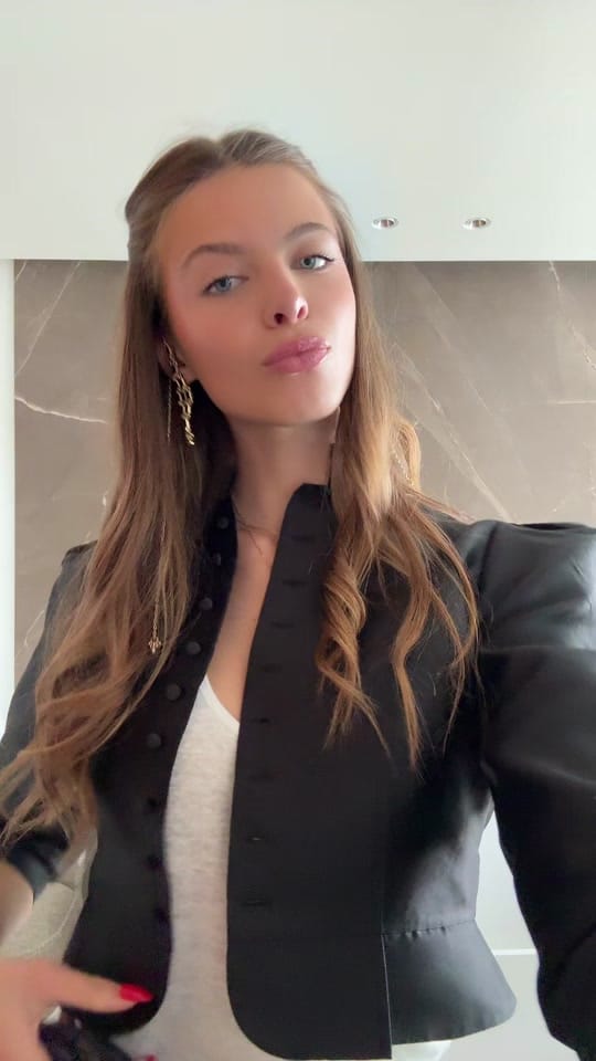 Post 4 by Jade💋 on TikTok (video)