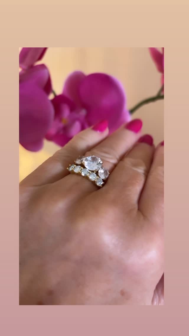 Post 9 by Shirley Murphy on Instagram (video)