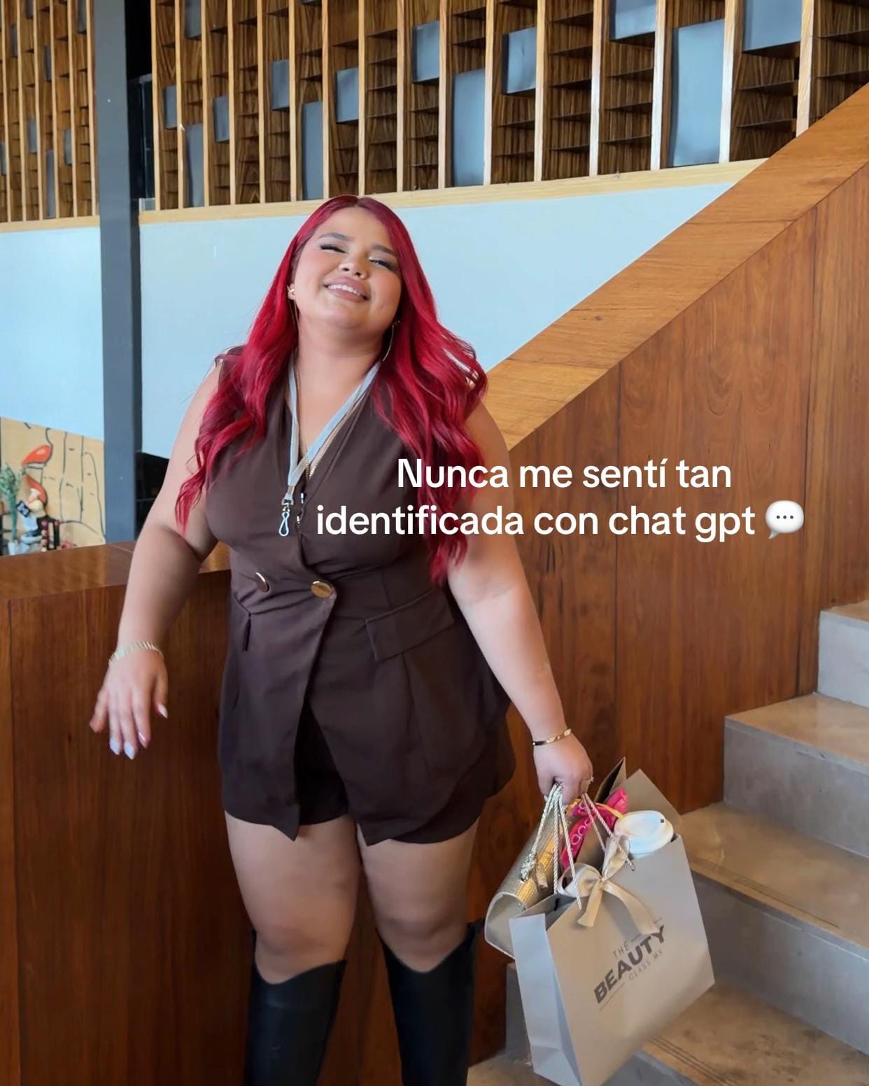 Post 1 by Elena Miranda on TikTok (video)