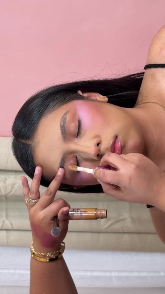 Post 3 by Elena Miranda on TikTok (video)