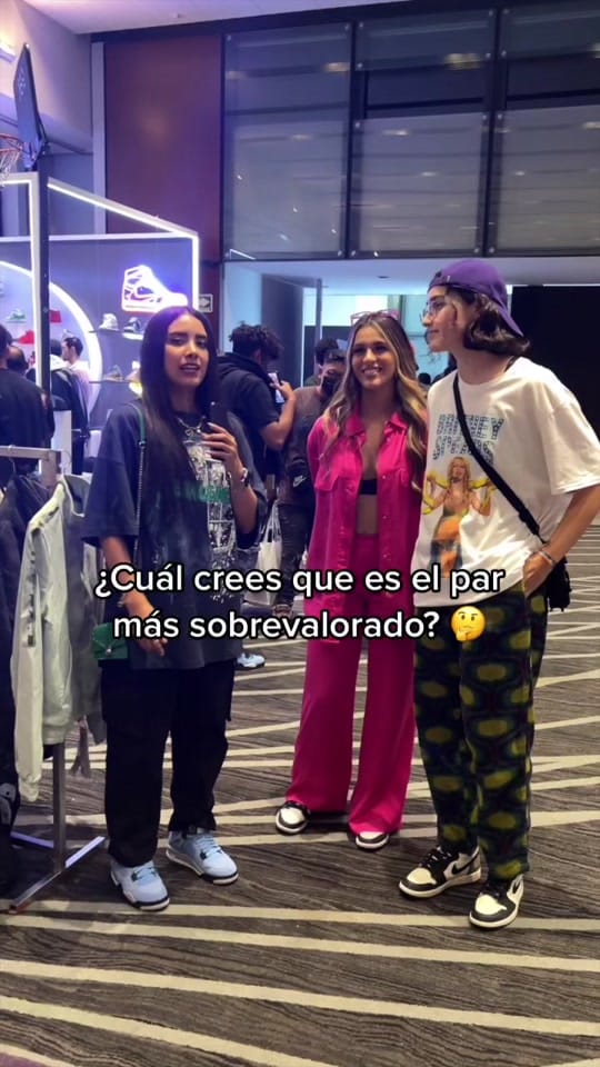 Post 10 by Paris Servin on TikTok (video)