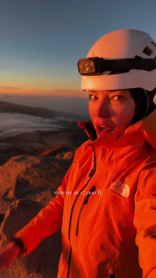 Post 9 by Claudia Salinas on TikTok (video)