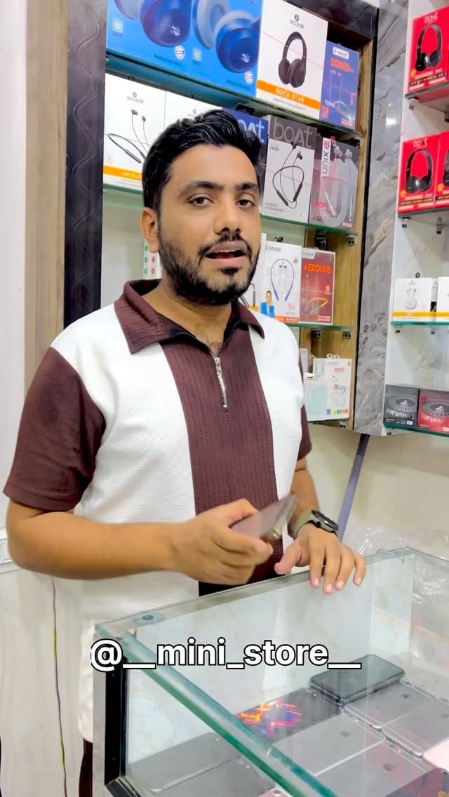 Post 10 by MINI STORE Kamptee on Instagram (video)