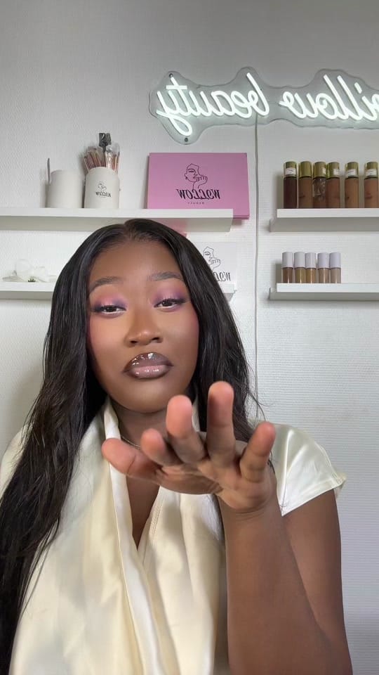 Post 1 by Willow beauty paris on TikTok (video)
