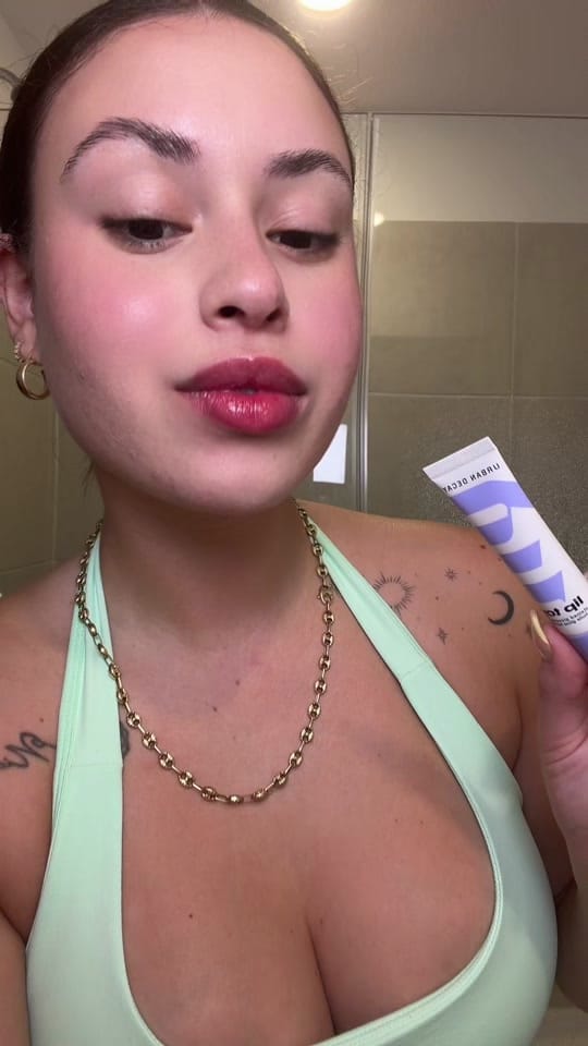 Post 7 by Frances 🩷 on TikTok (video)