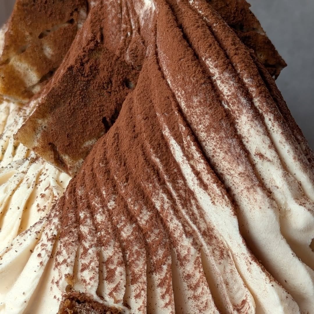 Post 10 by La Pausa Dolce on Instagram (carousel)