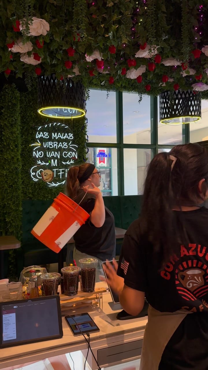 Post 1 by Con Azucar Café on Instagram (video)
