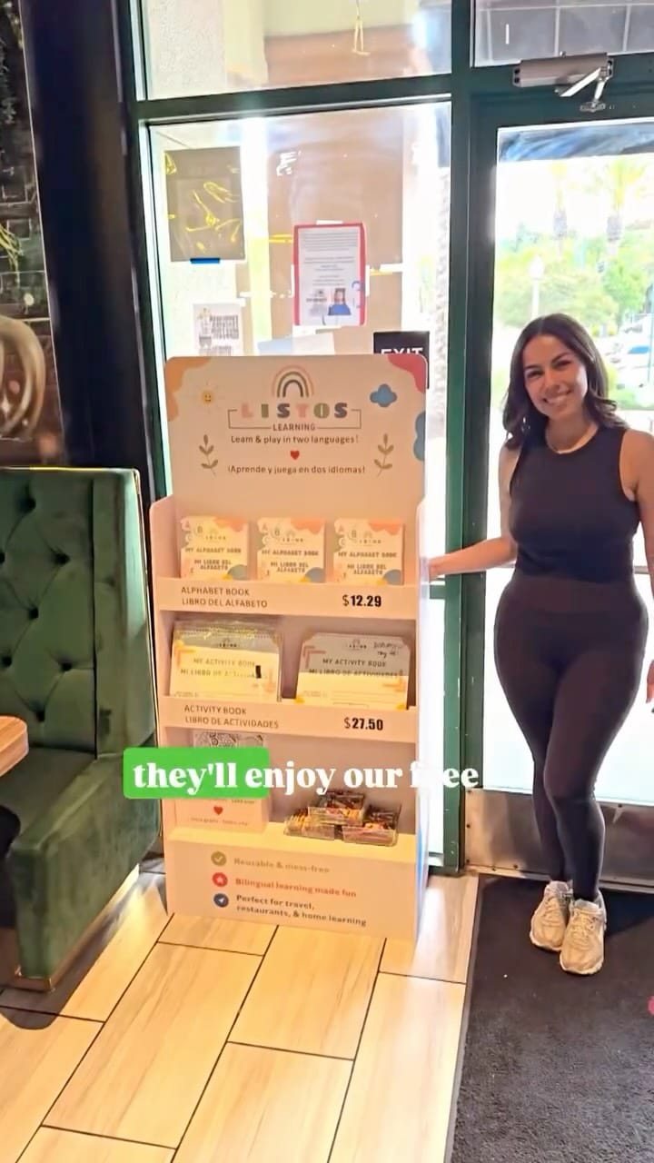 Post 9 by Con Azucar Café on Instagram (video)