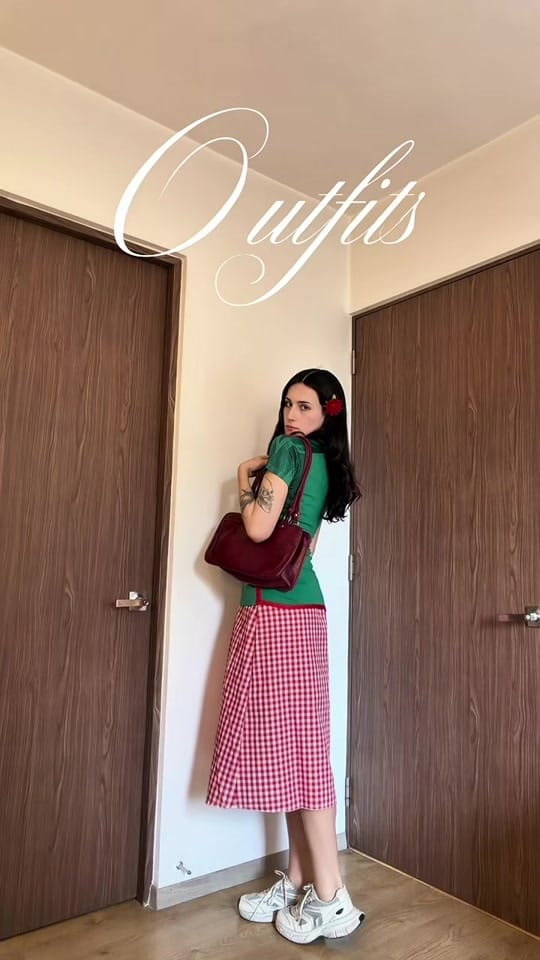 Post 5 by E M I L Y on TikTok (video)