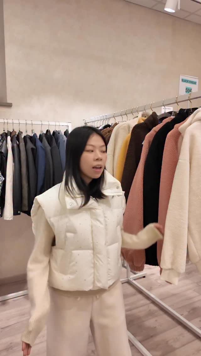 Post 6 by ALBB Milan on Instagram (video)
