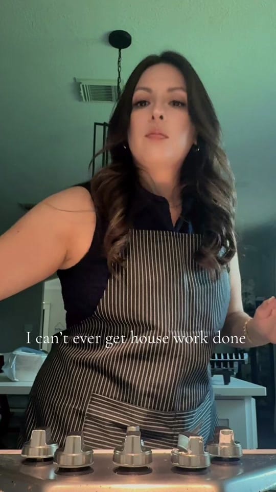 Post 10 by Cristina on TikTok (video)