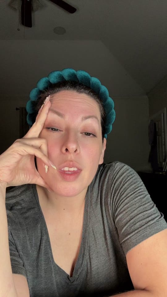Post 7 by Cristina on TikTok (video)