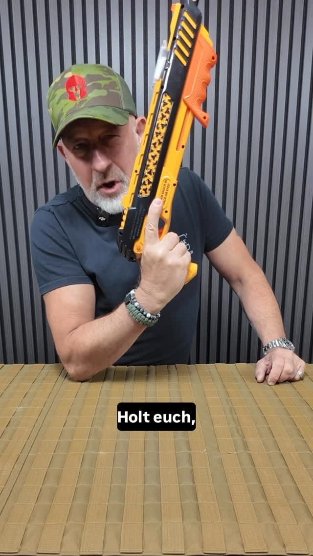 Post 4 by Army & Survival Shop on Instagram (video)