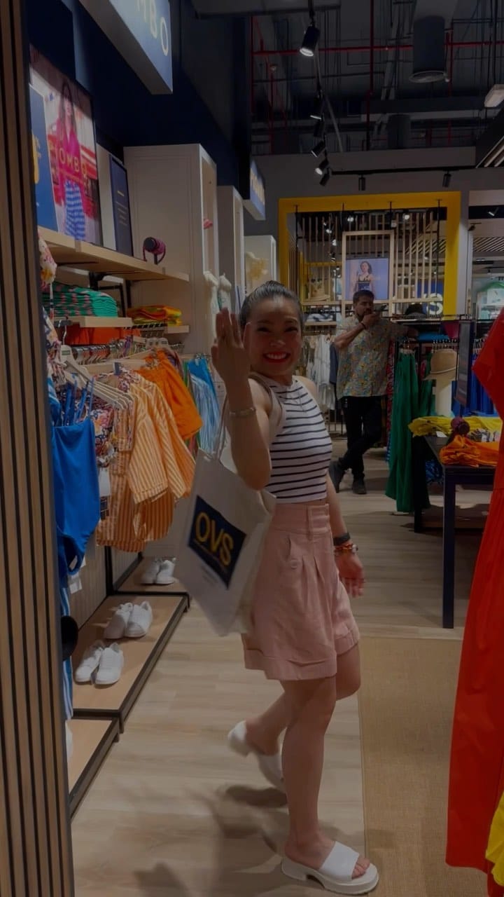 Post 10 by Liwastores on Instagram (video)