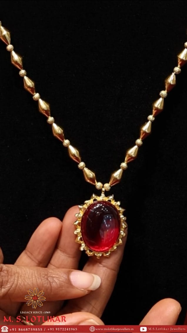 Post 3 by M.S. LOTLIKAR JEWELLERS on Instagram (video)