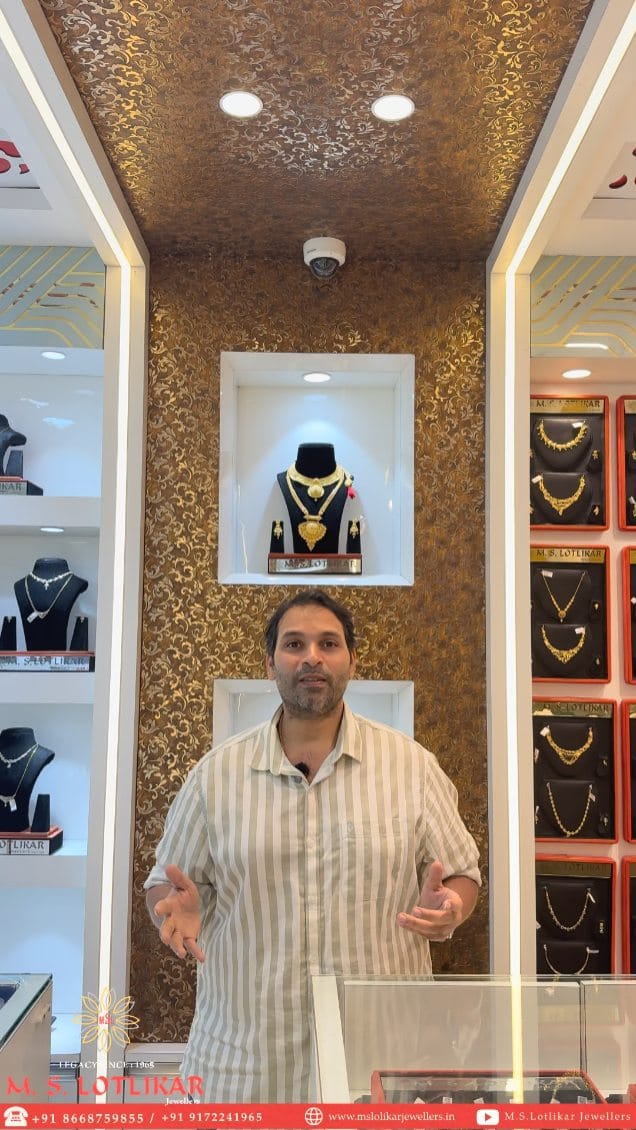 Post 8 by M.S. LOTLIKAR JEWELLERS on Instagram (video)