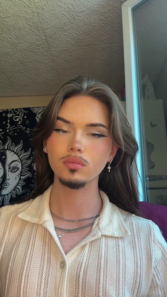 Post 3 by Niamor✨ on TikTok (video)