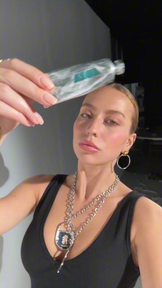 Post 4 by Aora Makeup US on TikTok (video)