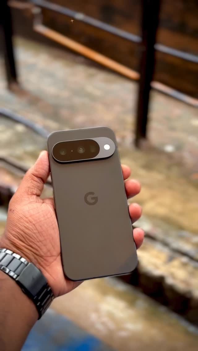 Post 9 by 5g store thrissur on Instagram (video)