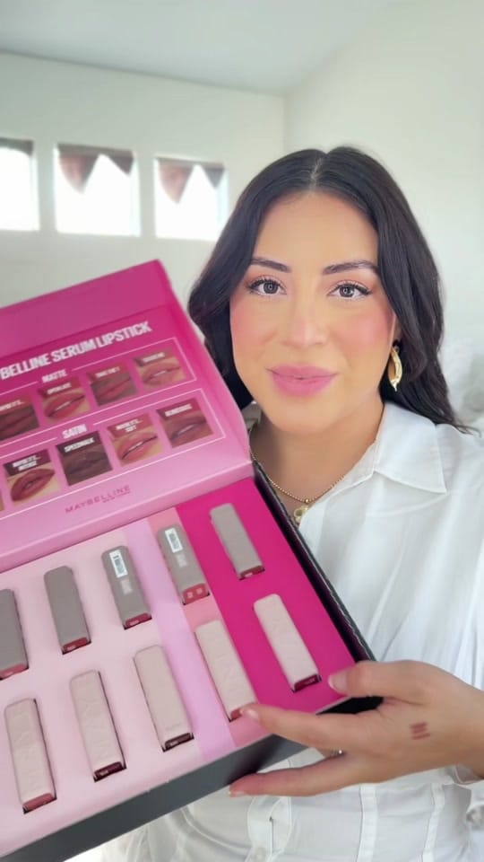 Post 4 by STEPHANIELEYVA_ ✨ SoCal Latina on TikTok (video)