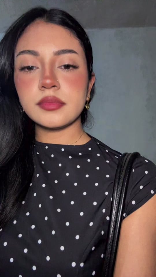 Post 5 by July Zetina on TikTok (video)
