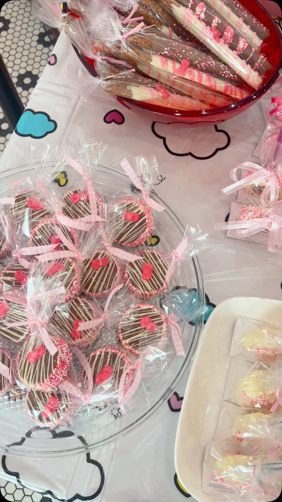 Post 8 by Sloan's Ice Cream Florida on Instagram (video)