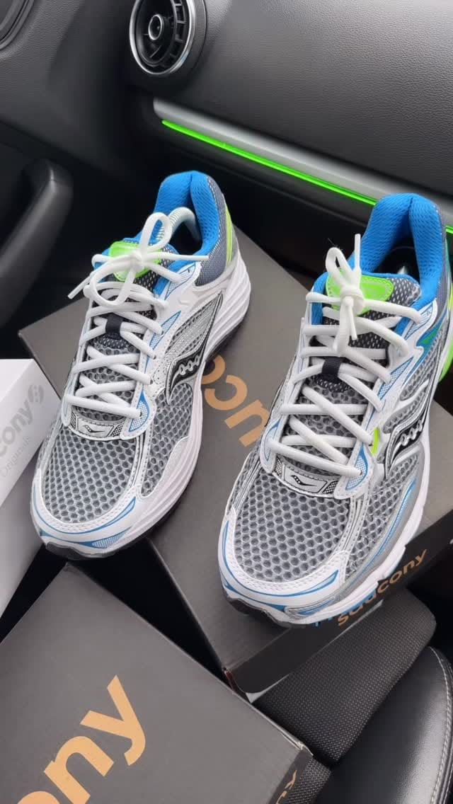 Post 9 by THESOLEPLUGZ - Footwear/Streetwear 🌏 on Instagram (video)