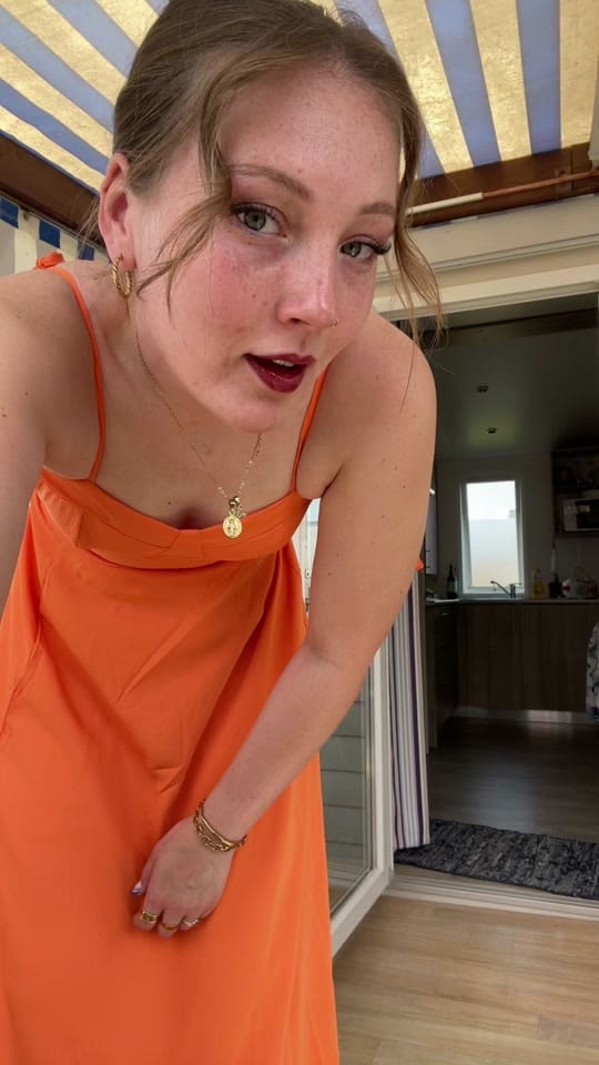 Post 8 by carla.makeupoff on TikTok (video)