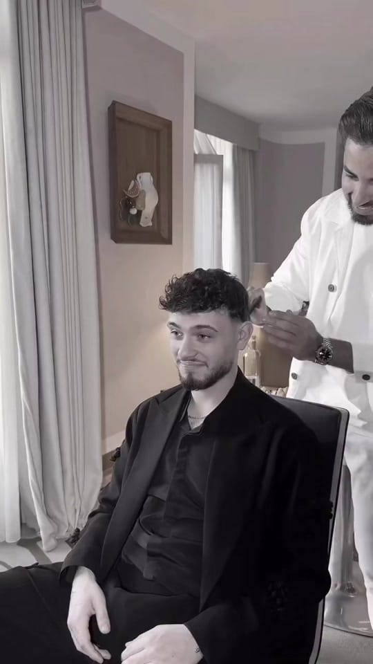 Post 2 by PATRICK & MARCEL PARIS on TikTok (video)
