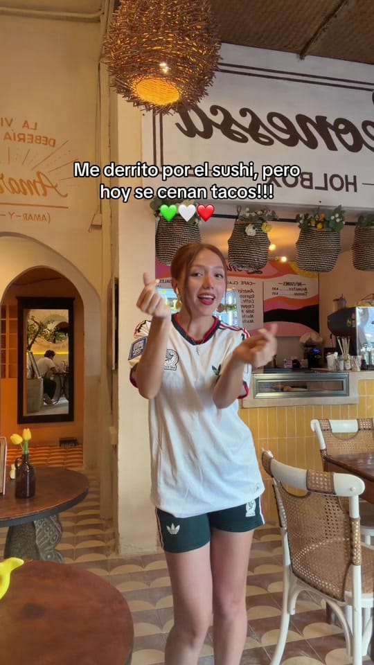 Post 6 by fernandaaleeon on TikTok (video)