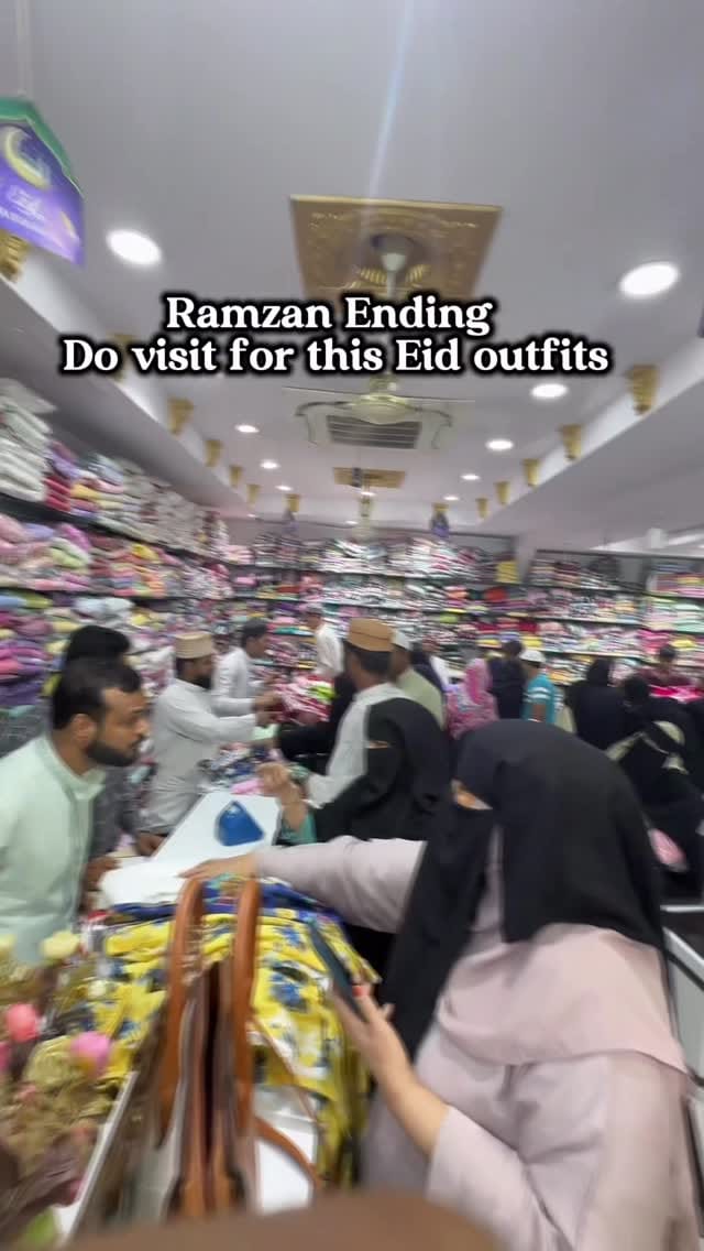 Post 3 by LUCKNOWI LIBAS STORE on Instagram (video)