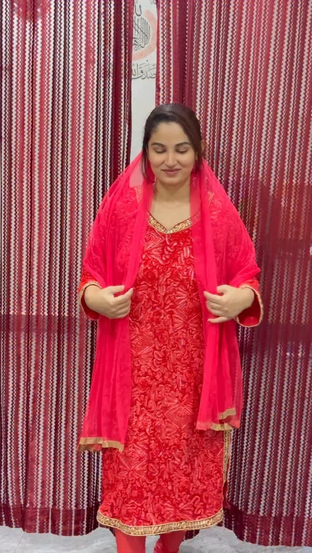 Post 7 by LUCKNOWI LIBAS STORE on Instagram (video)