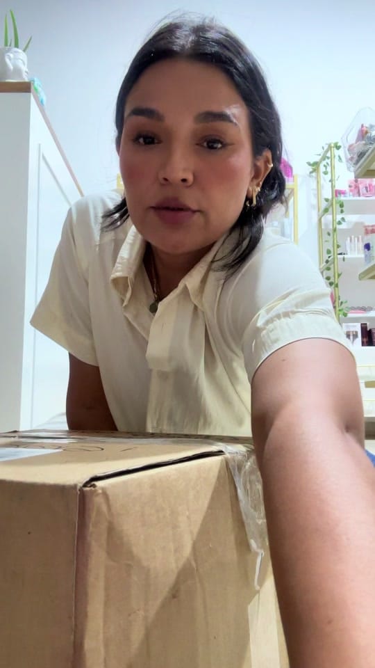 Post 1 by Estefana Cosmetics on TikTok (video)