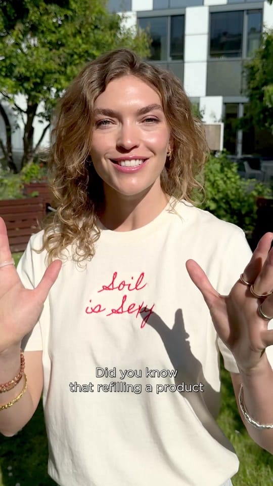Post 4 by Clarins Official on TikTok (video)