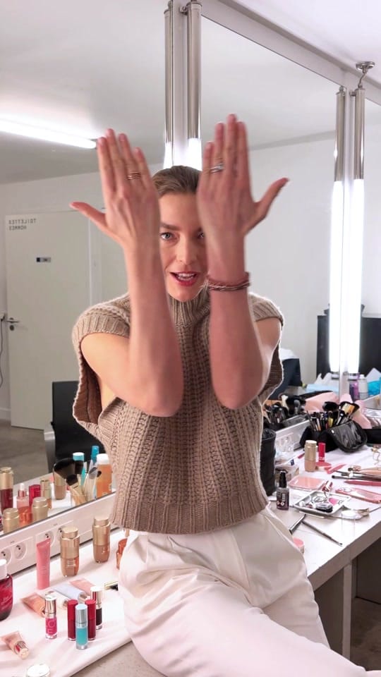 Post 3 by Clarins Official on TikTok (video)
