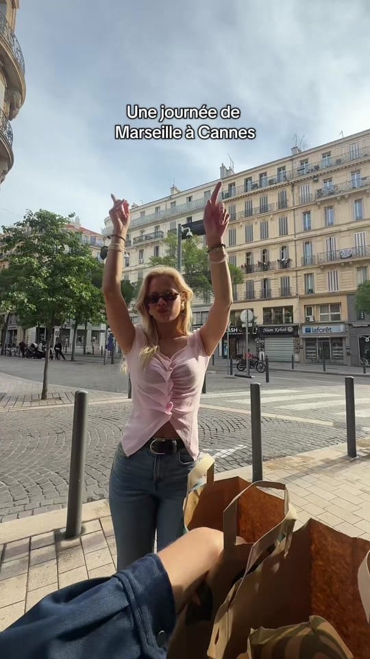 Post 1 by leoniepapilloon on TikTok (video)