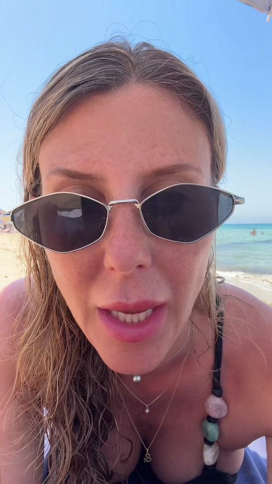 Post 7 by RAQUEL on TikTok (video)