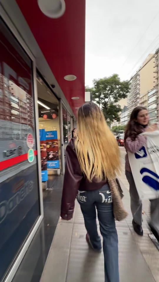 Post 4 by candelaria on TikTok (video)