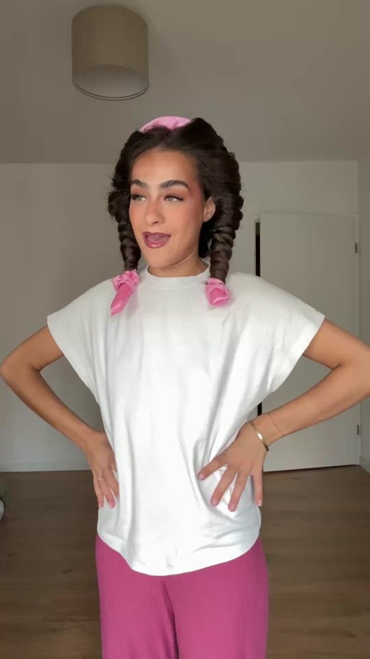 Post 1 by sharazade on TikTok (video)