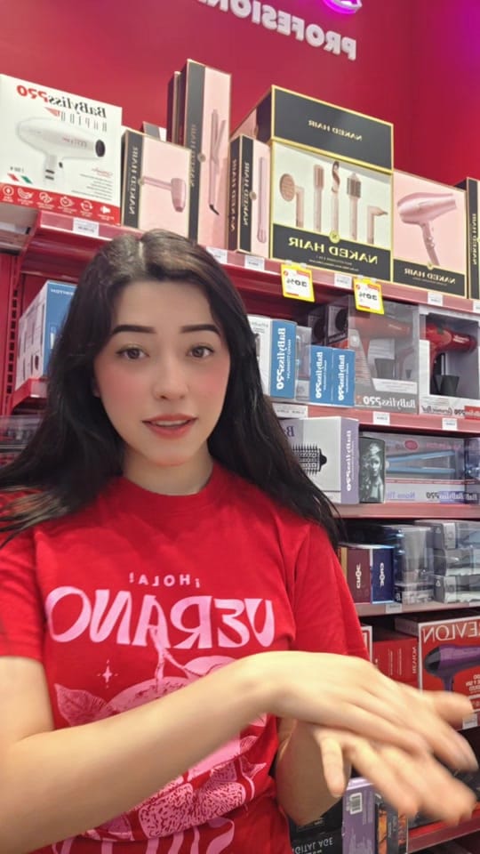 Post 4 by Mayte Aguilar on TikTok (video)